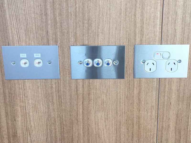 Home wall plate bedroom sml